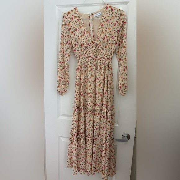 Lost + Wander Tiered Floral Smocked Midi Dress – Size S ( excellent condition ) - Picture 13 of 13